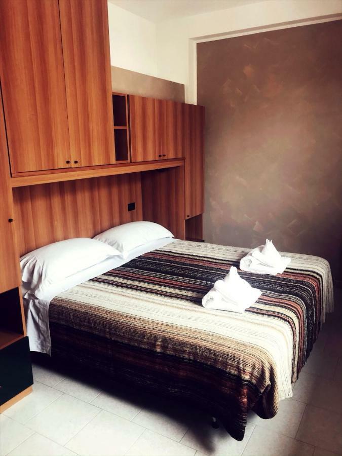 Hotel Antares Garni Giulianova Exterior foto
